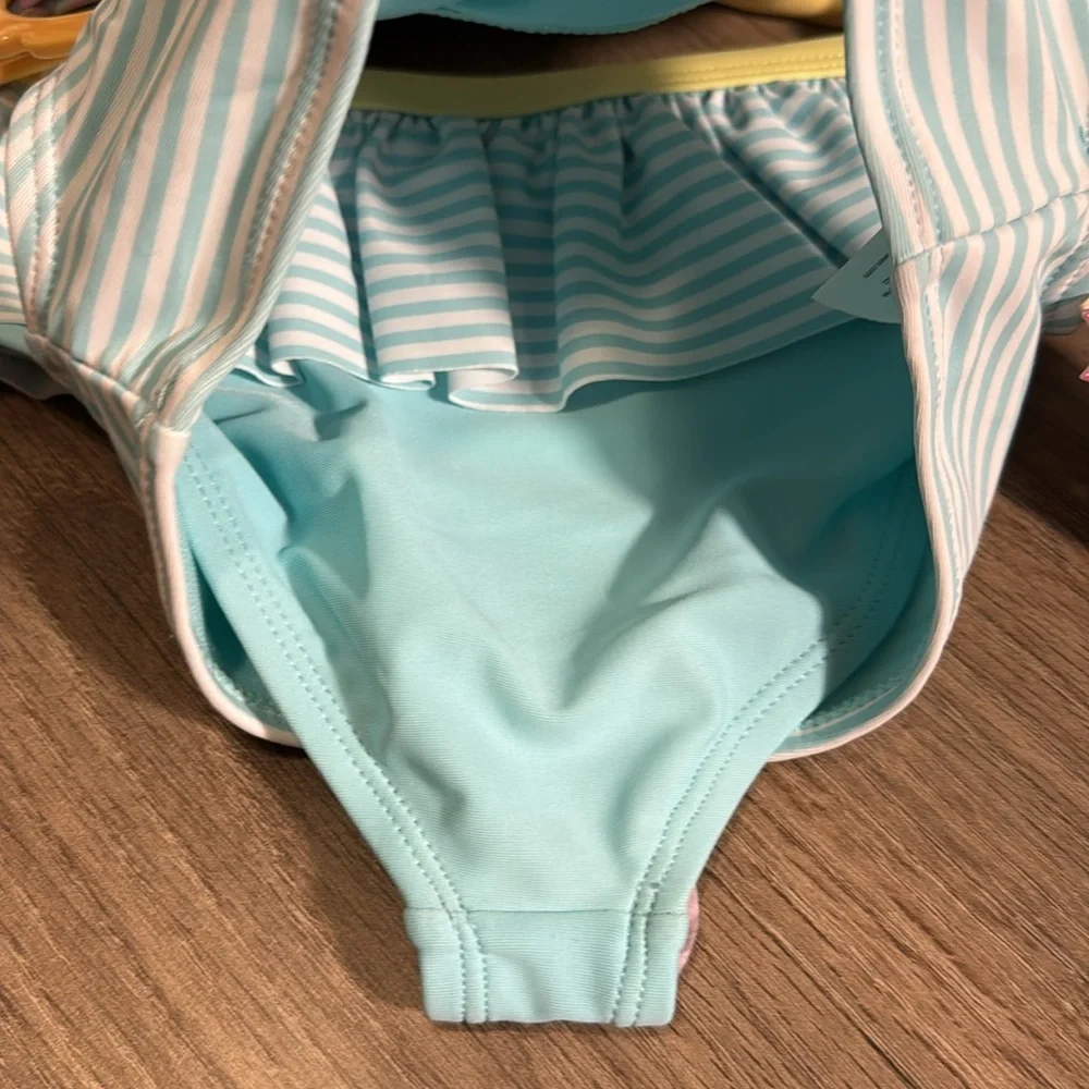 NWT swim bundle girls size 5 Colorful Swimsuit Set with Sunglasses‎ & a 2 piece